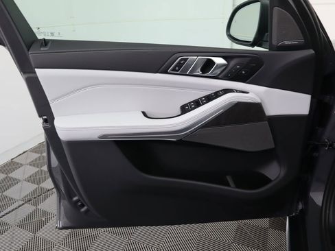 New 2026 BMW X5 sDrive40i w/ Climate Comfort Package image 25