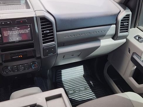 Used 2017 Ford F250 XL w/ STX Appearance Package image 6