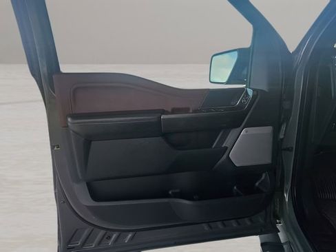 Used 2021 Ford F150 Lariat AWD/4WD image 11