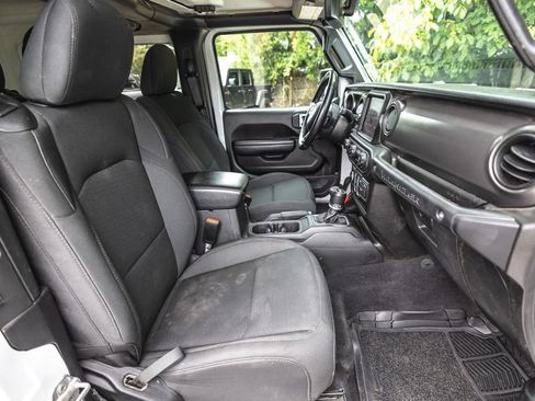 Used 2021 Jeep Wrangler Sport AWD/4WD image 23