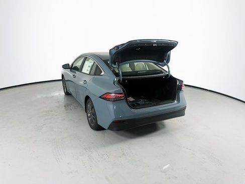 New 2026 Nissan Sentra SL w/ Floor Mat Package FWD image 24