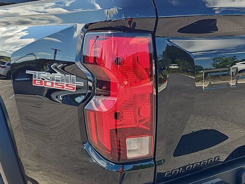 Used 2026 Chevrolet Colorado Trail Boss AWD/4WD image 30