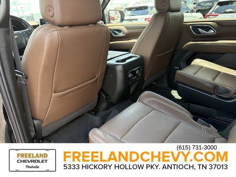 Used 2023 Chevrolet Tahoe High Country w/ Premium Package 2 AWD/4WD image 17