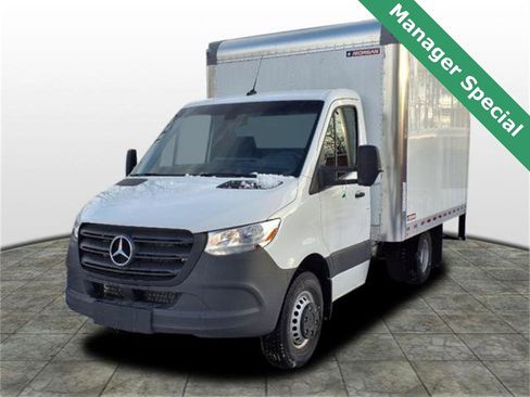 Used 2023 Mercedes-Benz Sprinter 3500 image 1