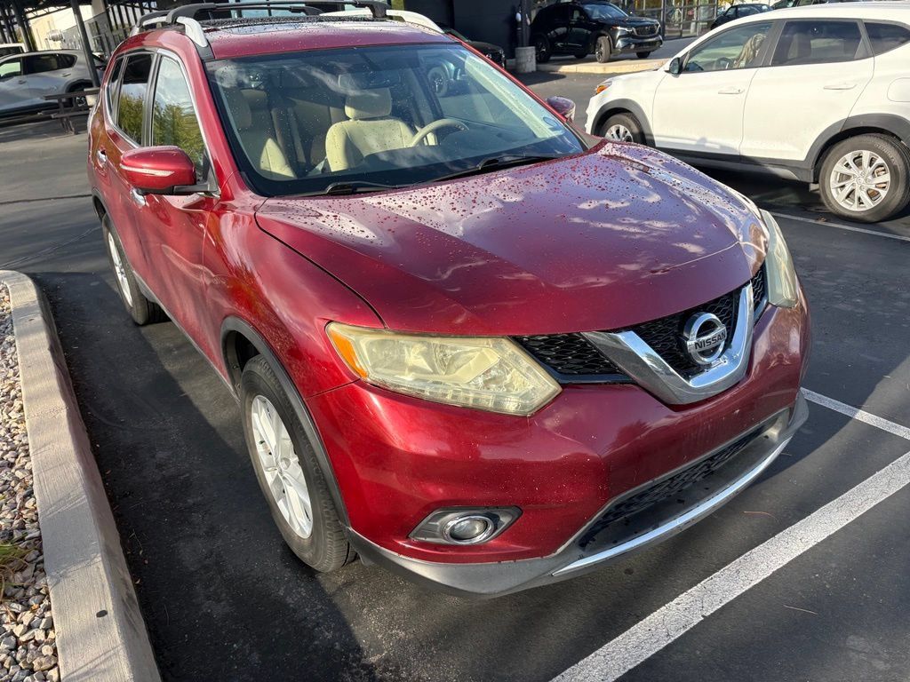 Used 2015 Nissan Rogue SV w/ SV Premium Package AWD/4WD image 2