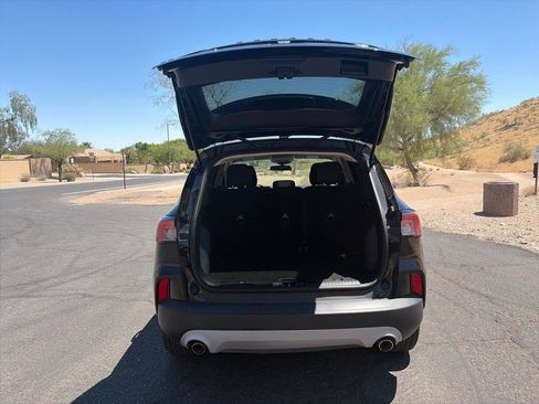 Used 2020 Ford Escape SE FWD image 7