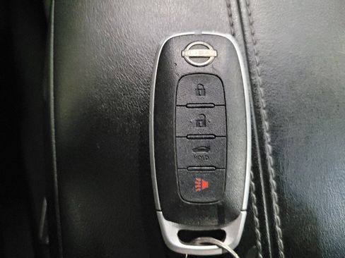 Used 2024 Nissan Sentra S FWD image 32