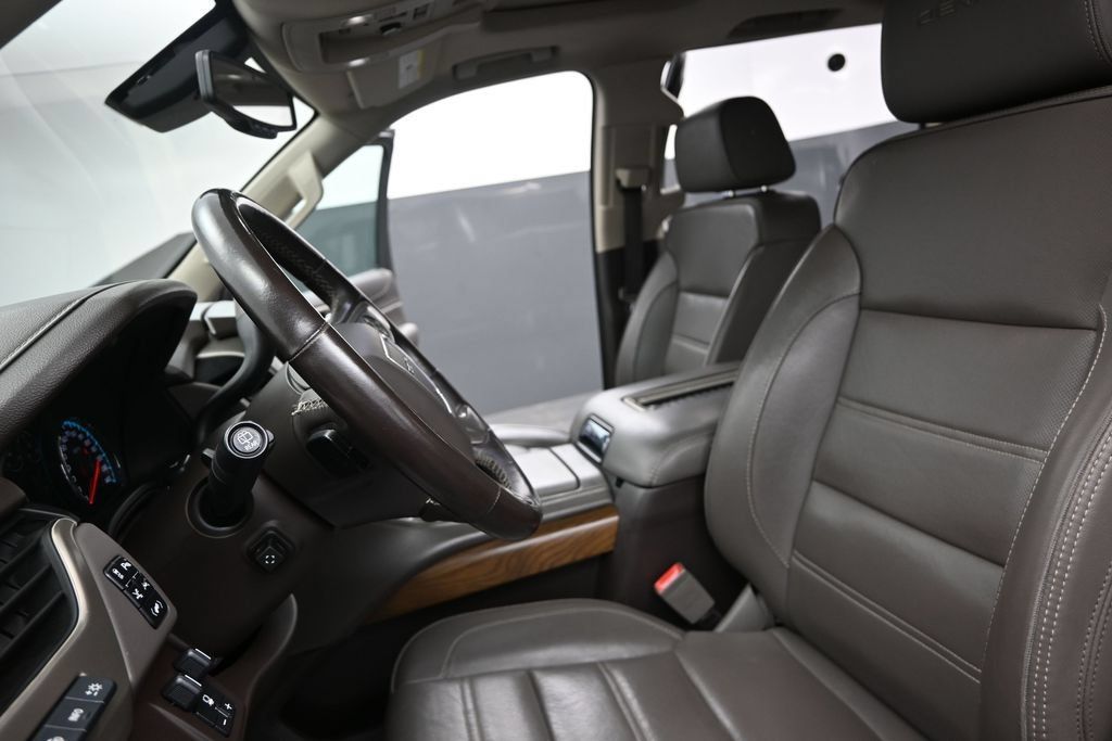 Used 2019 GMC Yukon XL Denali w/ Denali Ultimate Package RWD image 18