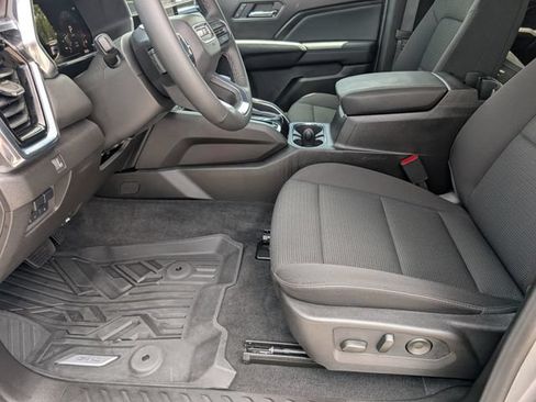 Used 2025 GMC Canyon Elevation w/ Convenience Package RWD image 15