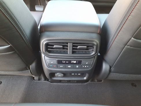 New 2026 Honda Ridgeline Black Edition image 10