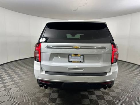 Used 2023 Chevrolet Suburban High Country image 4