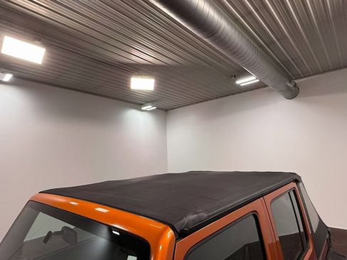 Used 2010 Jeep Wrangler Unlimited Sport image 42