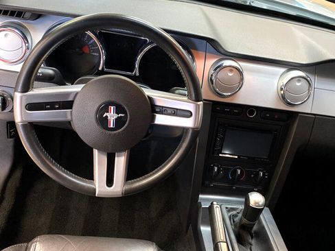 Used 2006 Ford Mustang GT image 7