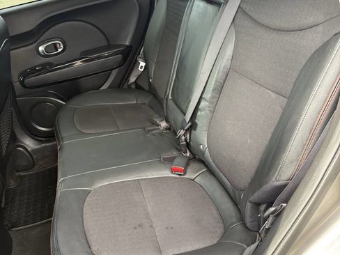 Used 2018 Kia Soul ! w/ Tech Package image 16