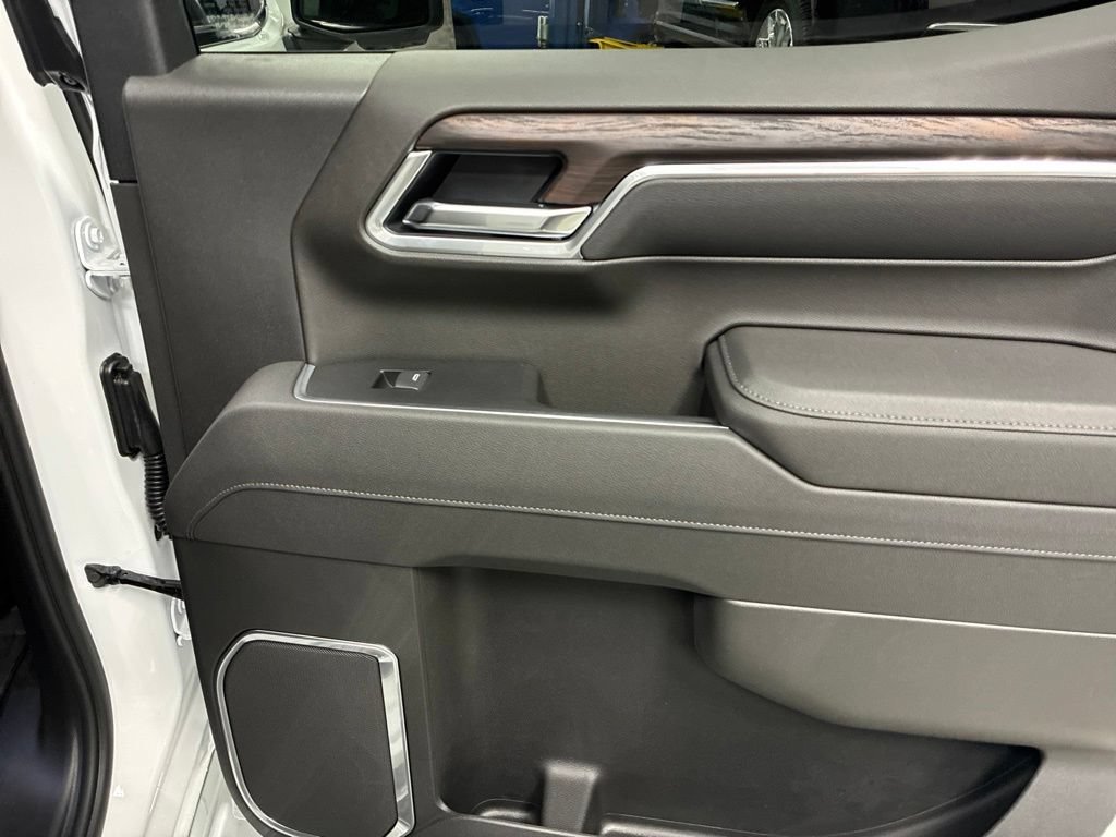 New 2026 GMC Sierra 1500 SLT w/ SLT Premium Plus Package AWD/4WD image 12