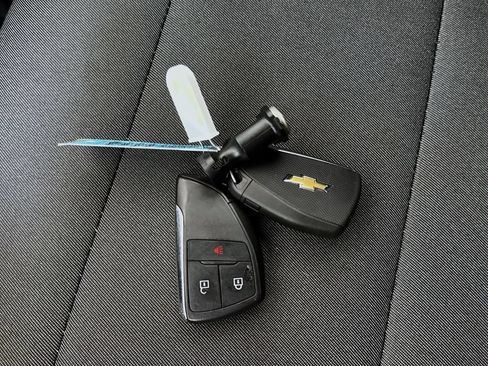 Used 2024 Chevrolet Colorado W/T RWD image 11