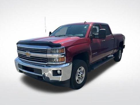Used 2015 Chevrolet Silverado 2500 LT w/ LT Convenience Package AWD/4WD image 3