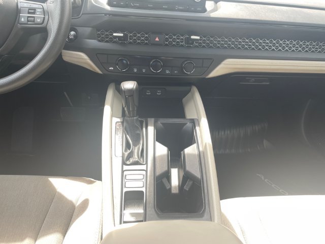 Certified 2023 Honda Accord EX image 11