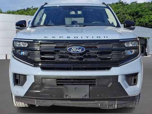 Certified 2025 Ford Expedition Max Active image 2