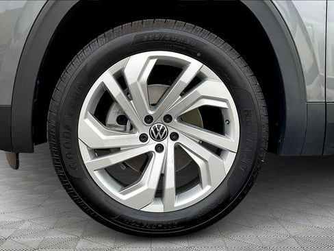 Used 2021 Volkswagen Atlas SE w/ Panoramic Sunroof Package image 36