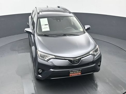 Used 2018 Toyota RAV4 XLE AWD/4WD image 44