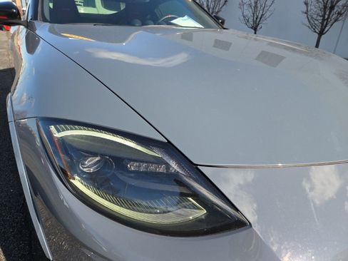 Used 2024 Nissan Z NISMO w/ Floor Mat Package image 11