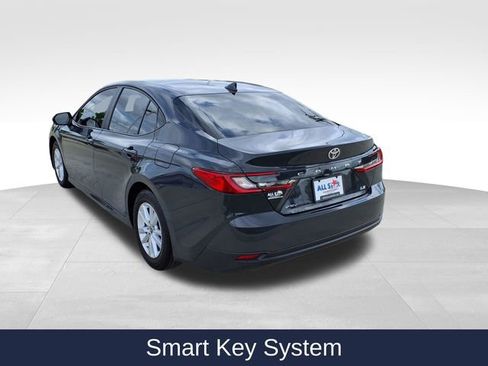 Used 2025 Toyota Camry LE w/ Convenience Package FWD image 6
