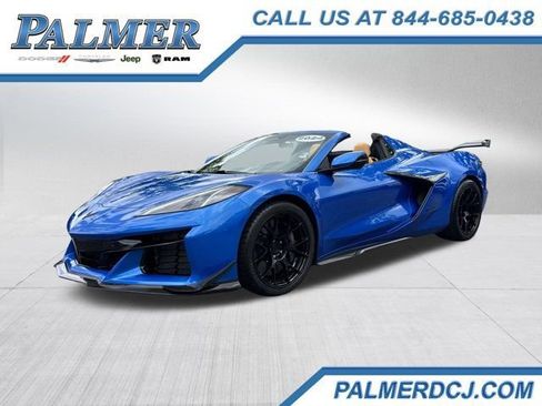 Used 2024 Chevrolet Corvette Z06 w/ Z07 Performance Package RWD image 1