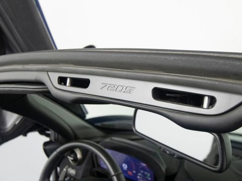 Used 2020 McLaren 720S Spider RWD image 32