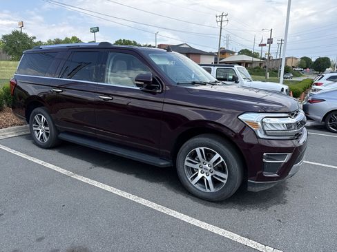Used 2024 Ford Expedition Max Limited RWD image 1