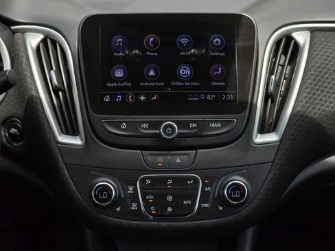 Used 2024 Chevrolet Malibu LT FWD image 16