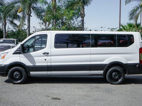 Used 2019 Ford Transit 350 XLT image 5
