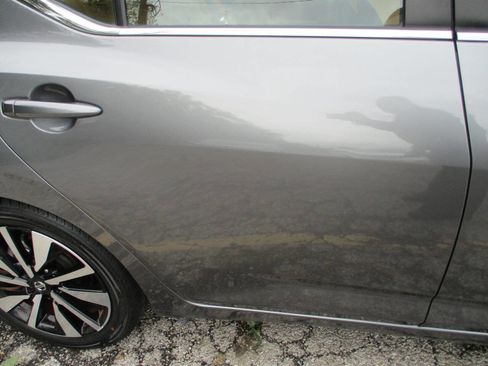 Used 2021 Nissan Sentra SV w/ SV Premium Package FWD image 20
