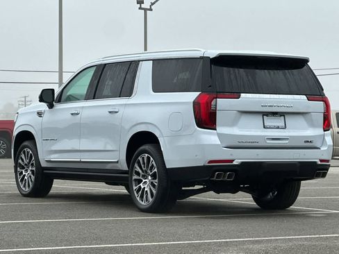 New 2026 GMC Yukon XL Denali w/ Sun & Power Step Package image 11