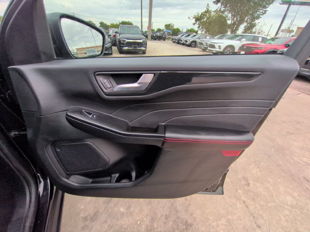 Used 2026 Ford Escape ST-Line FWD image 32