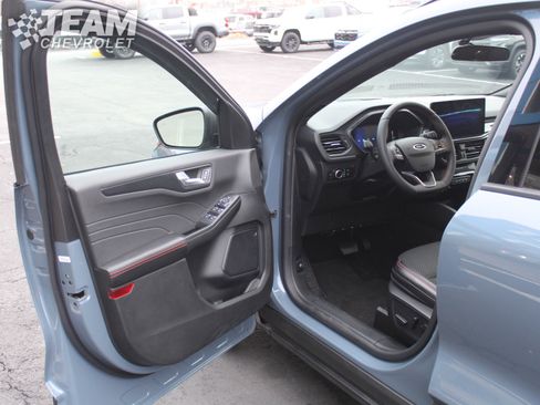 Used 2025 Ford Escape ST-Line w/ Tech Pack #1 image 10