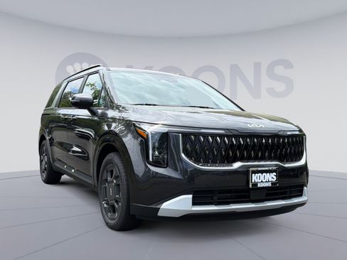 New 2026 Kia Carnival EX FWD image 10