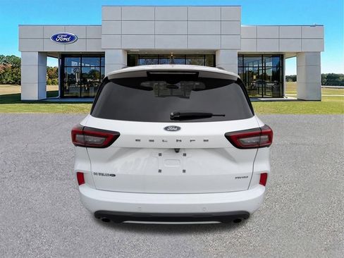 Certified 2023 Ford Escape ST-Line Select w/ Tech Pack #2 image 5