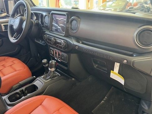 New 2023 Jeep Wrangler Sport S image 27