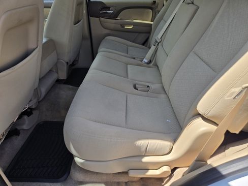 Used 2007 GMC Yukon SLE RWD image 8