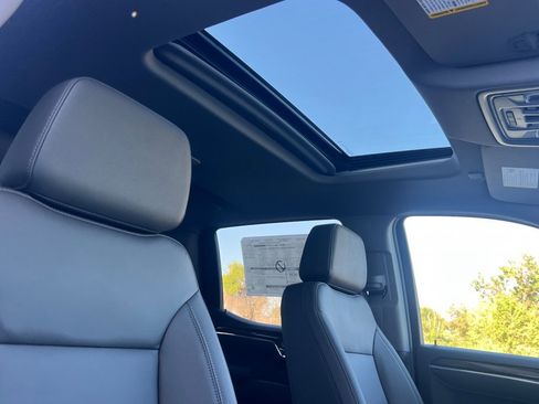 New 2026 Chevrolet Silverado 1500 LT Trail Boss w/ Convenience Package II image 13