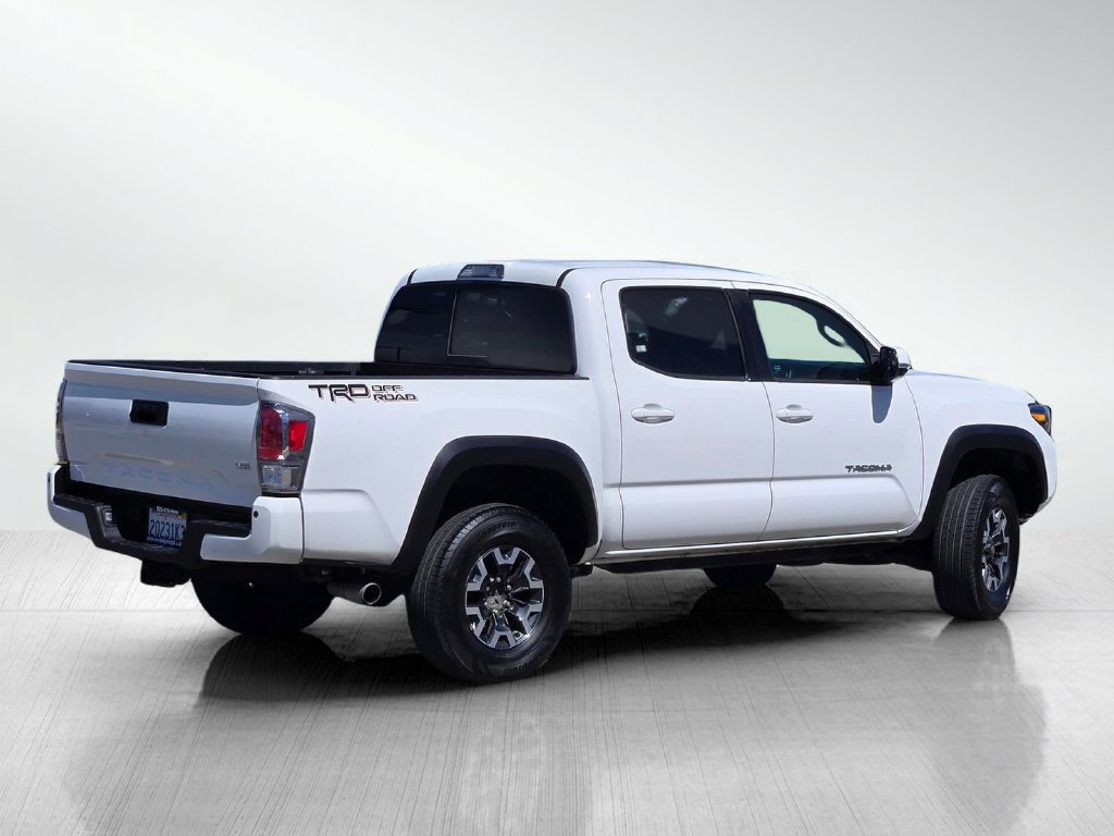 Used 2022 Toyota Tacoma TRD Off-Road w/ Technology Package RWD image 4