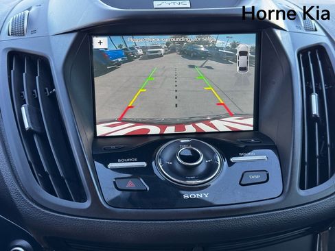 Used 2017 Ford Escape Titanium image 22