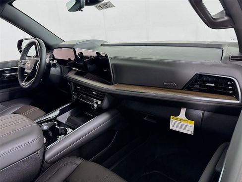 New 2026 Chevrolet Tahoe High Country AWD/4WD image 26