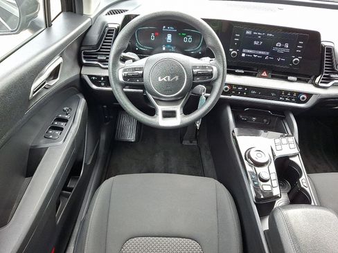 Used 2023 Kia Sportage LX AWD/4WD image 11