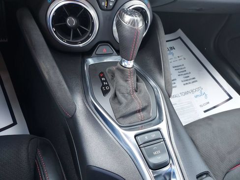 Used 2022 Chevrolet Camaro ZL1 RWD image 25