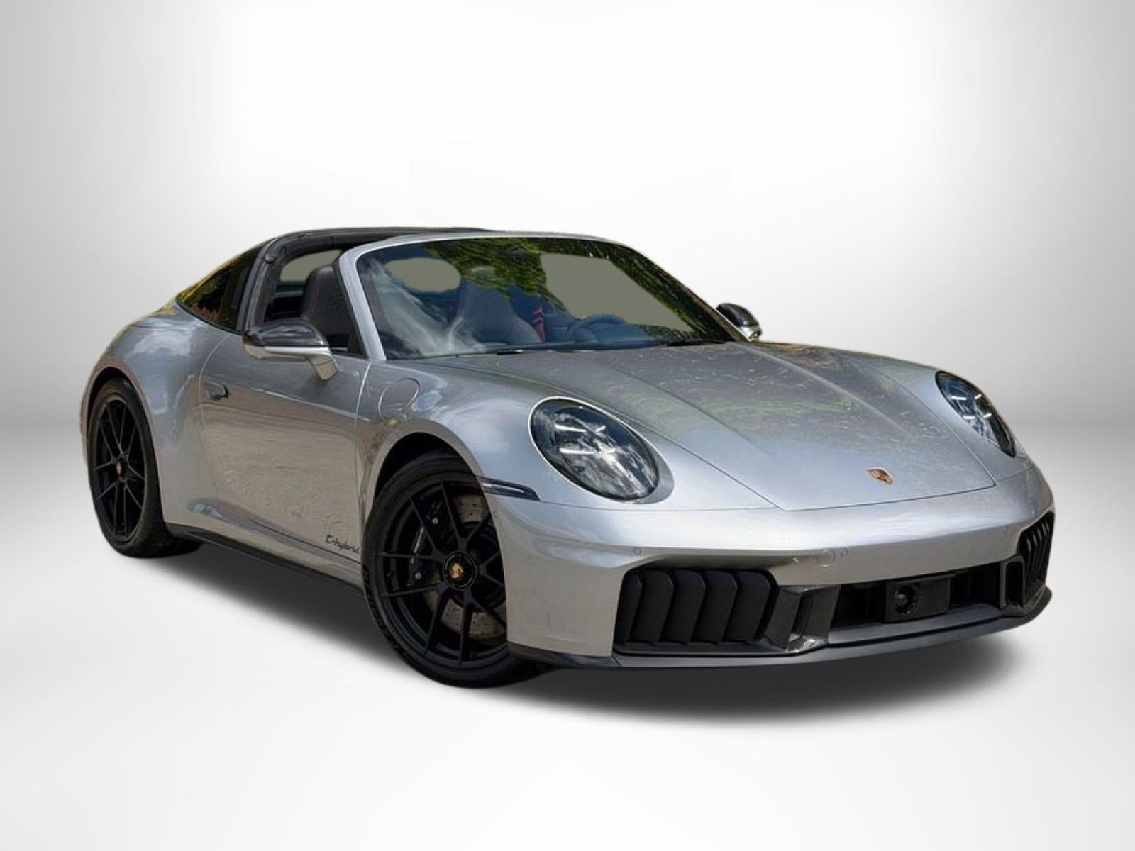 Used 2026 Porsche 911 Targa 4 GTS AWD/4WD image 3