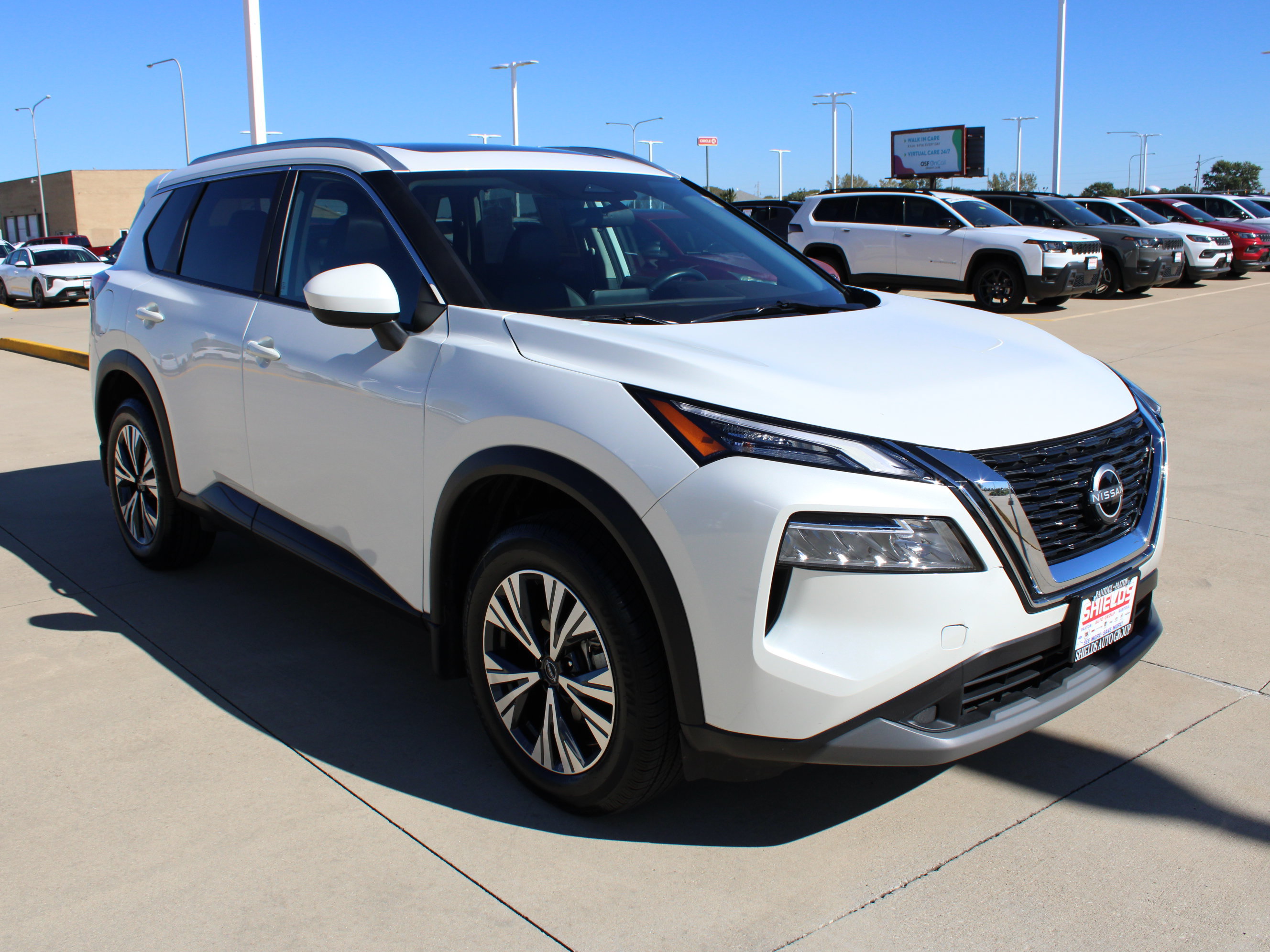 Used 2023 Nissan Rogue SV w/ SV Premium B Package AWD/4WD image 9
