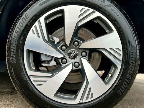 Used 2025 Audi Q6 e-tron Premium Plus w/ Premium Plus image 41