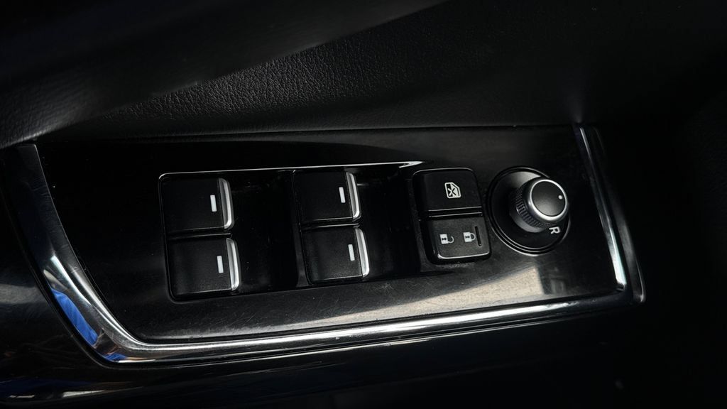 Used 2023 MAZDA CX-9 Touring AWD/4WD image 34